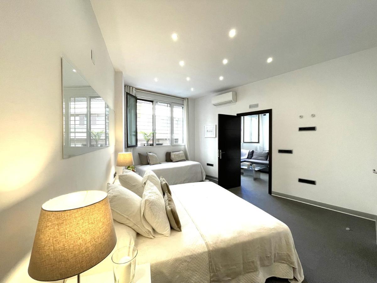 Apartamento Impecable, Nuevo, Comodo, Frente Al Metro Colombia